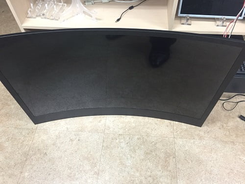 curved LCD