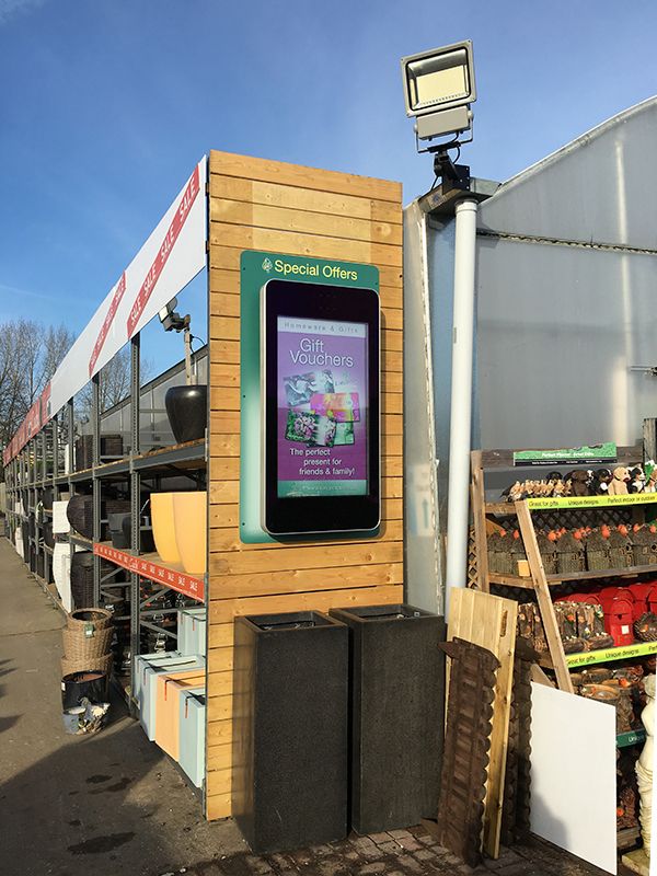 Outdoor Advertising Display - Garden Centre (2)