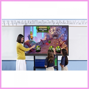 Read more about the article Interactive Touch Displays for the Classroom