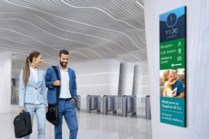 LG 88 inch Stretched Monitor2